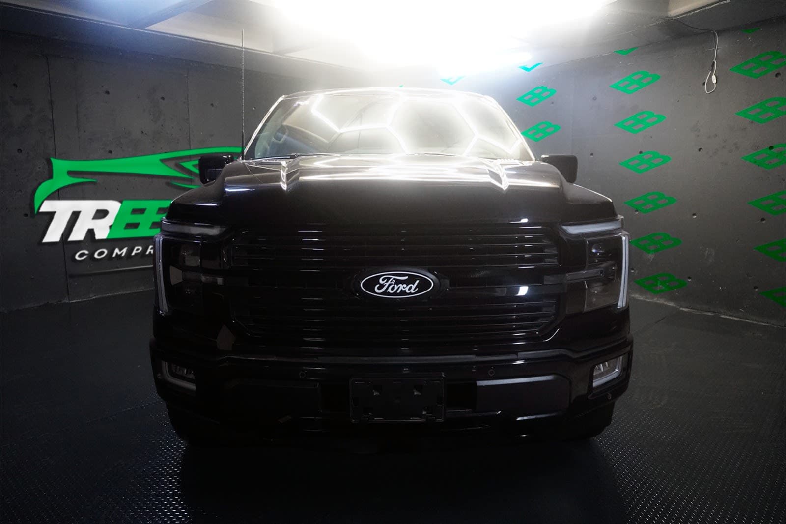 Ford LOBO Platinum Black - Imagen 1